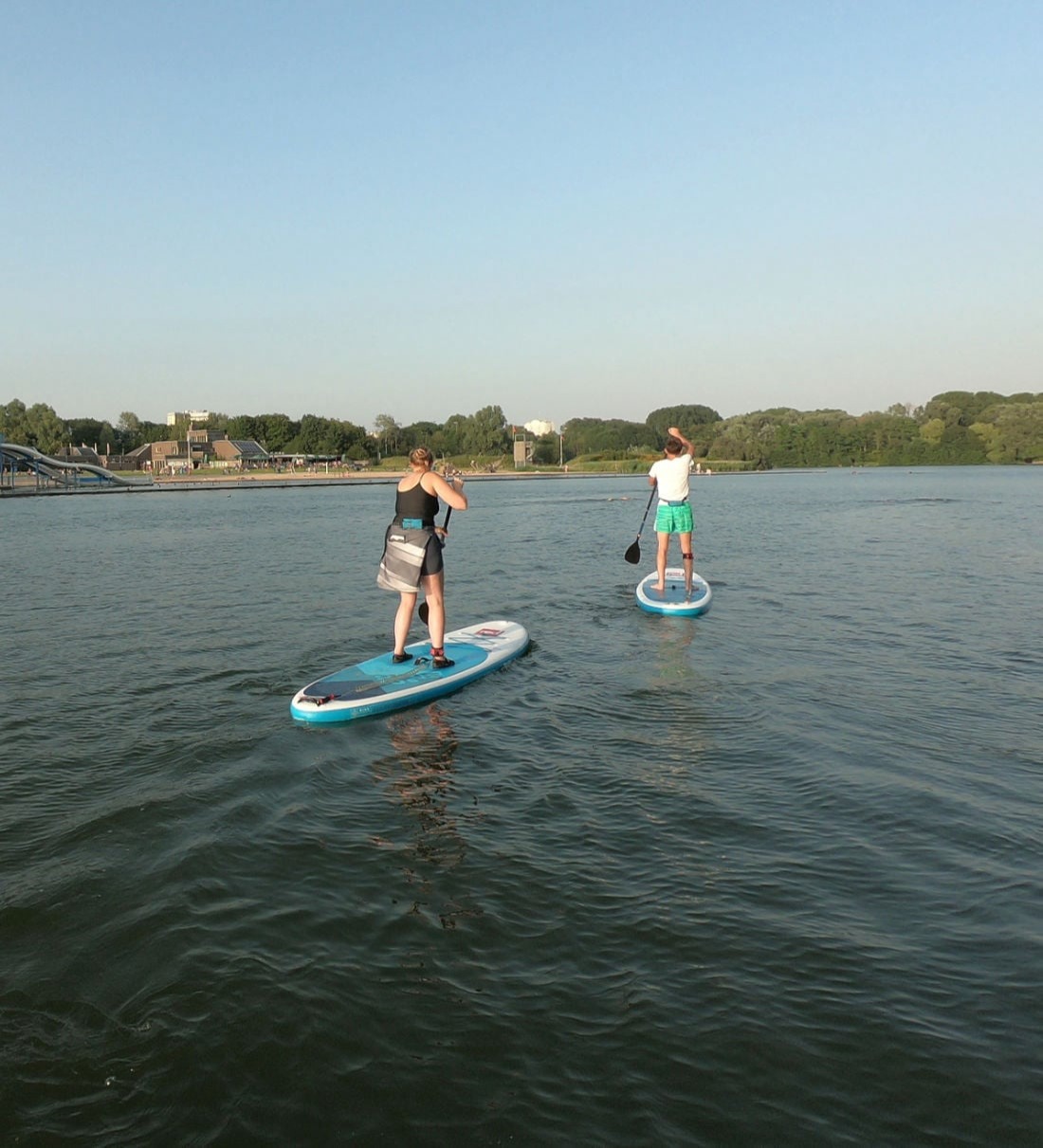 Ben je nieuwsgierig naar Stand Up Paddling (SUP) en wil je deze unieke watersport op een veilige en leuke manier leren kennen? Dan is de Start2SUP cursus van SUPinGent de perfecte keuze voor jou!