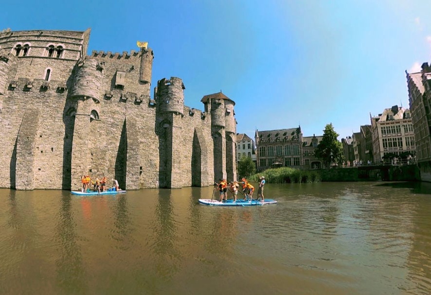 Organiseer jouw verjaardag bij SUP in Gent! Ervaar, plezier,... Beginner? Gevorderd? Maakt niet uit  Fun verzekerd! supingent.be #SUPinGent #verjaardagsSUP #waterpret 